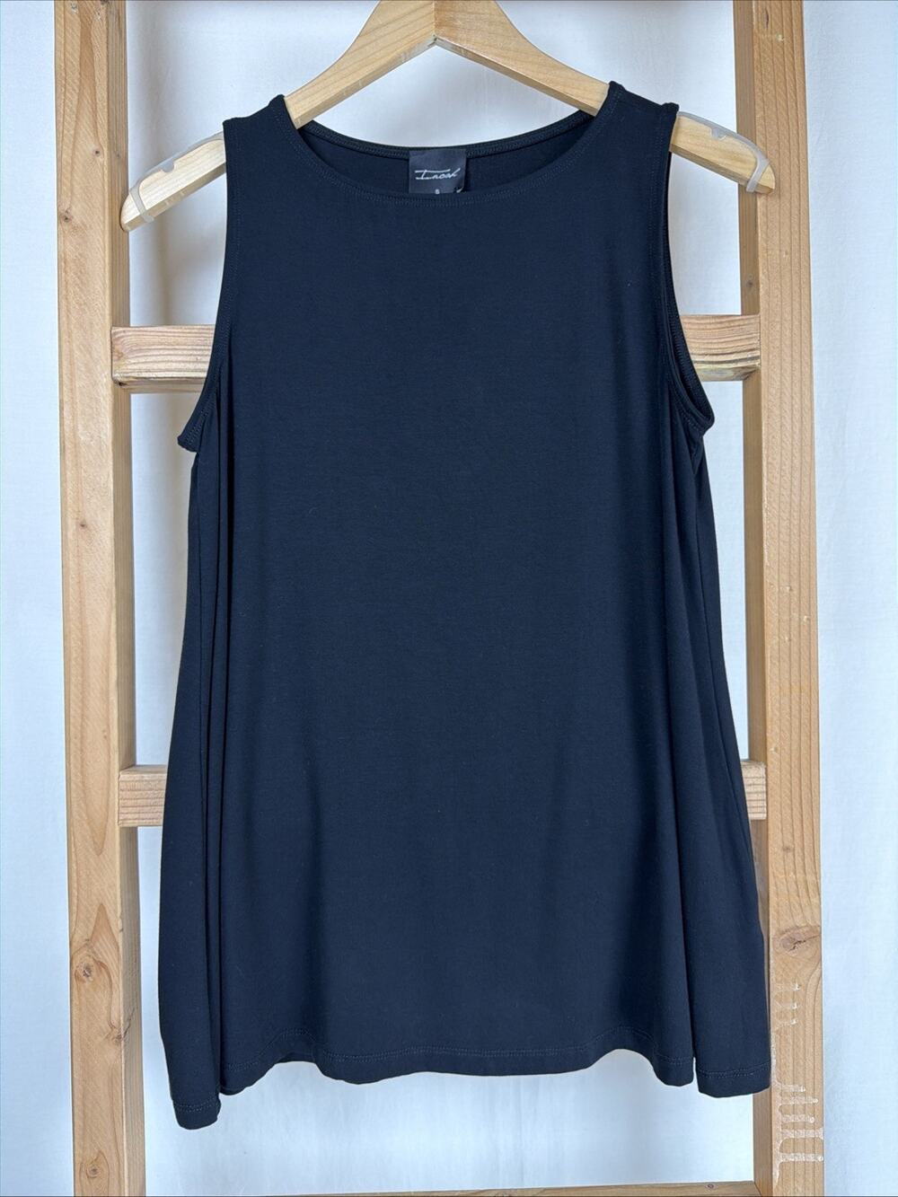 NWT Inoah Smooth Black Scoop Neck Swing Tank Top #0877 SMALL Made in USA